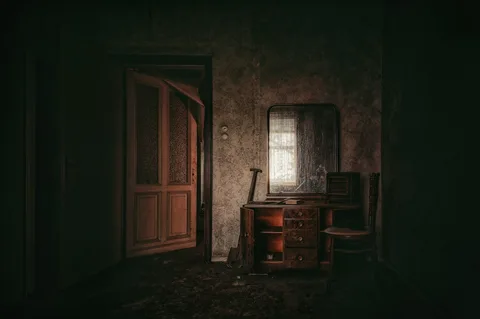 Hero-Bereich der Escape-Room-Website mit Buchungs-CTA